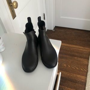 Chelsea rainboots